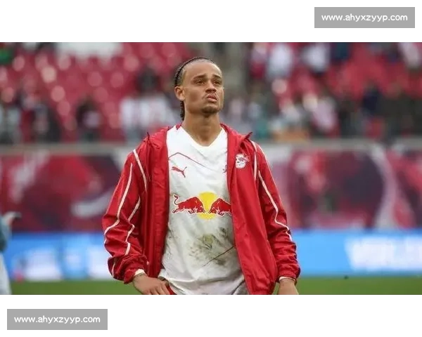 哈维 - 西蒙斯转会遇冷:莱比锡标价 7000 万欧仍无人问津 哈维 - 西蒙斯转会遇冷:莱比锡标价 7000 万欧仍无人问津