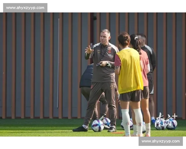 中国女足迎战巴西女足强强对话检验世界杯备战成色关键一役展现新阵容实力